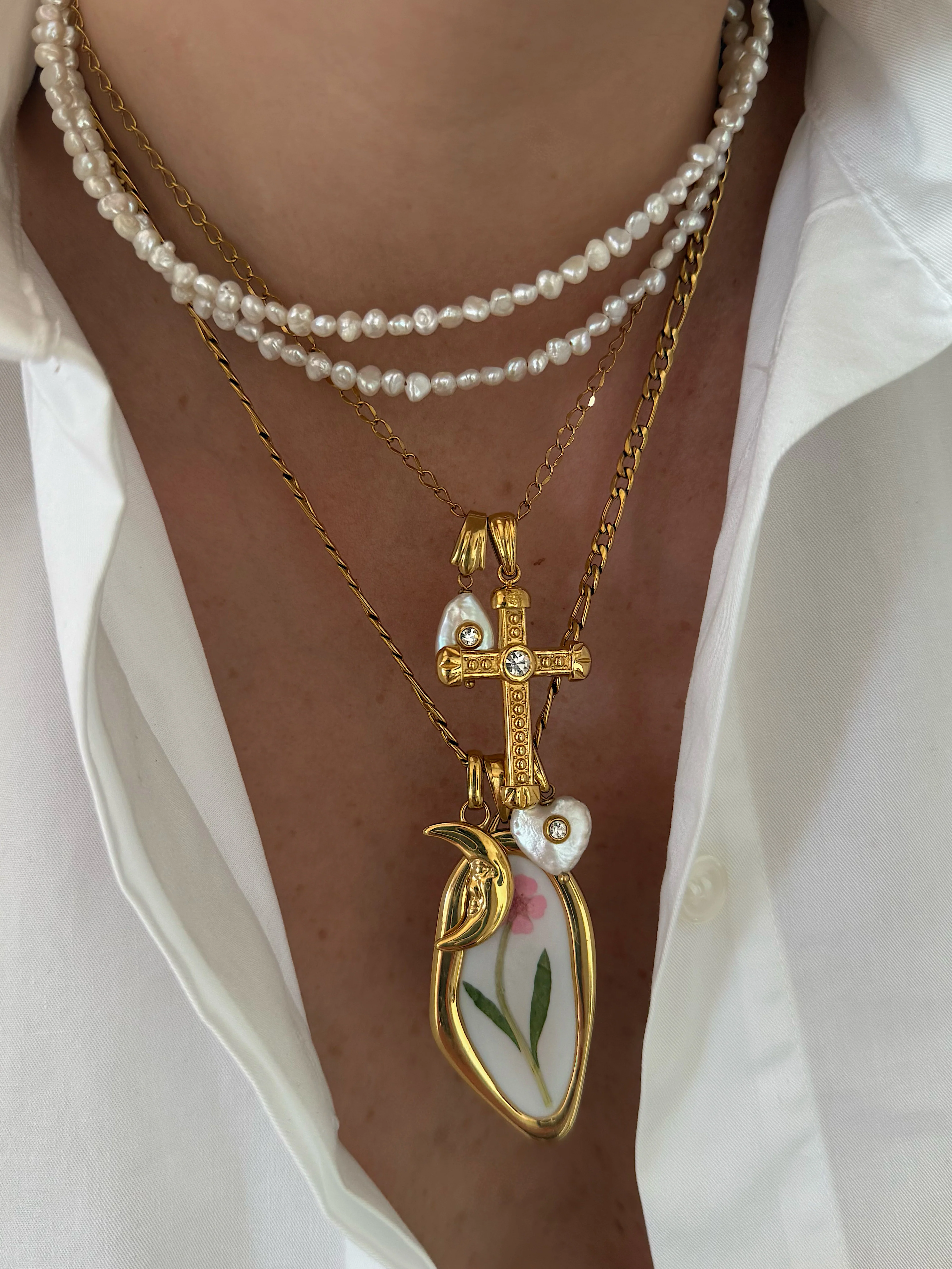 Chocker Cascade Pearls - Image 3