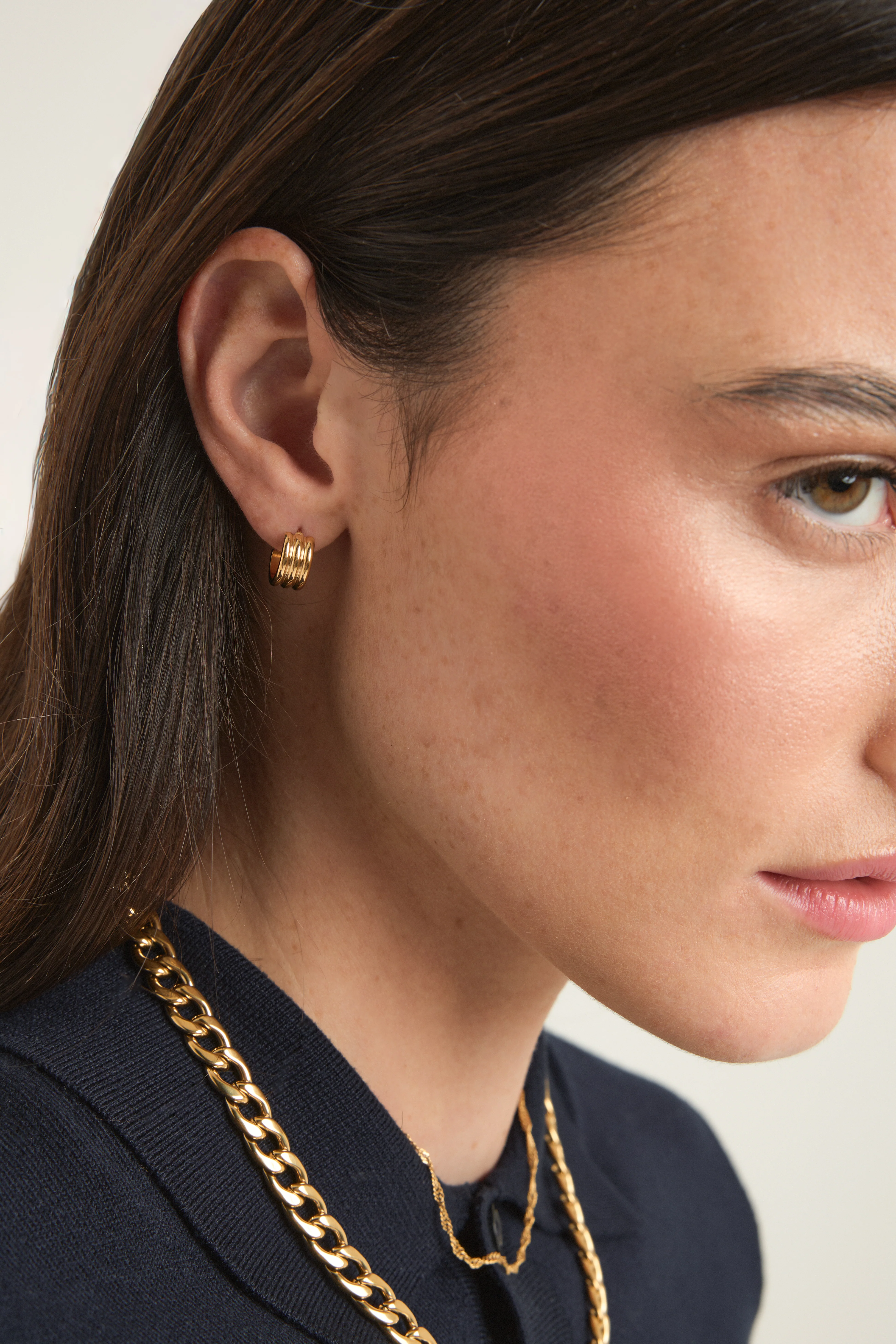 Vintage Hoops - Image 3